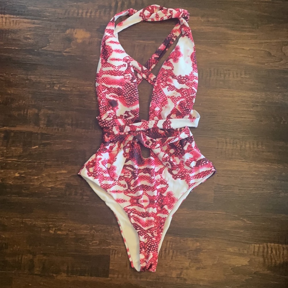 NWOT Sexy Hot Pink Snakeskin One Piece - Picture 2 of 5